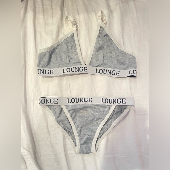 Underwear - Picture 1 of 2